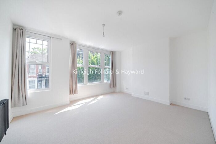 4 Bedroom Terraced House To Rent In Arcadian Gardens, London, N22
