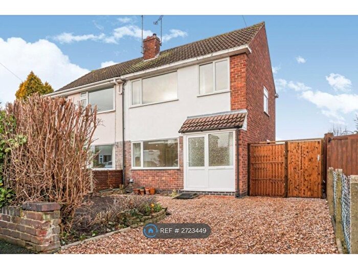 3 Bedroom Semi Detached House To Rent In Priory Road, Loughborough, LE11