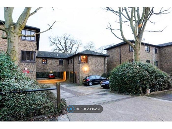 1 Bedroom Flat To Rent In Hillbury Road, London, SW17