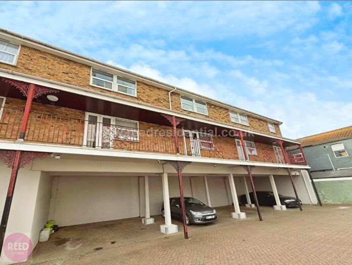 1 Bedroom Flat To Rent In London Road, Westcliff On Sea, SS0