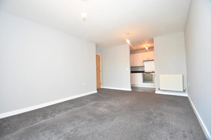 2 Bedroom Flat To Rent In Lion Terrace, Portsmouth, PO1
