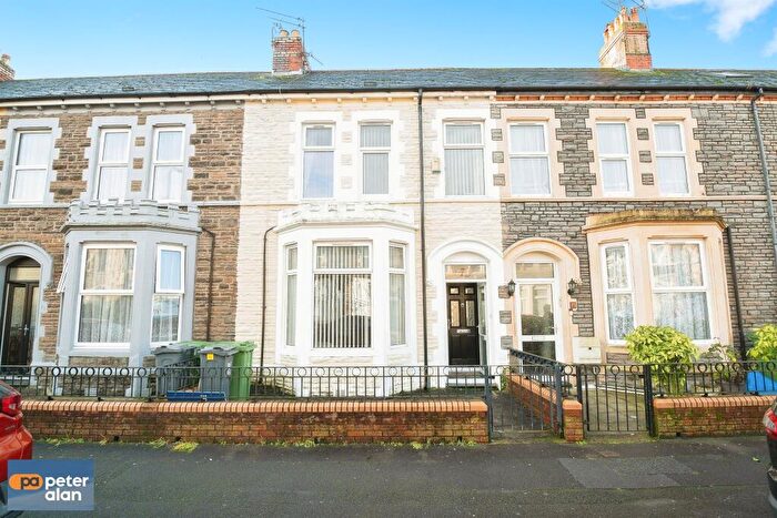 4 Bedroom Terraced House For Sale In De Burgh Street, Cardiff, CF11