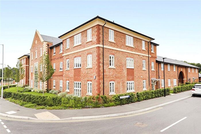 2 Bedroom Flat For Sale In Ferard Corner, Warfield, Bracknell, Berkshire, RG42