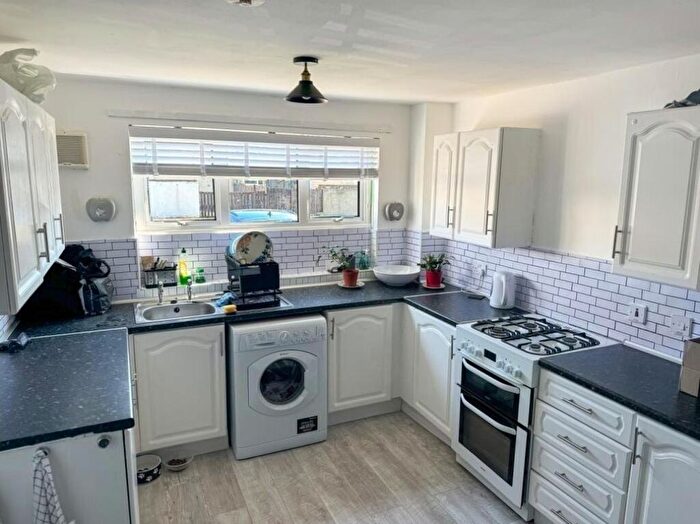 3 Bedroom Semi-Detached House To Rent In Waskerley Road, Washington, NE38