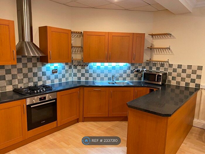 1 Bedroom Flat To Rent In Theatre Court, Northampton, NN1