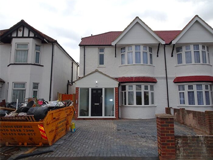 2 Bedroom Maisonette To Rent In Uxbridge Road, Hayes, Middlesex, UB4