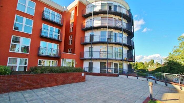 2 Bedroom Flat To Rent In Memorial Heights, Monarch Way, Ilford, London, IG2