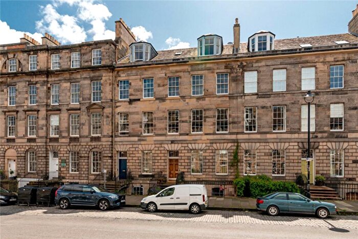 3 Bedroom Apartment For Sale In London Street, Edinburgh, Midlothian, EH3