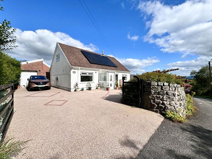 4 Bedroom Detached Bungalow For Sale In Humewood, Church Road, Penderyn, Aberdare, CF44