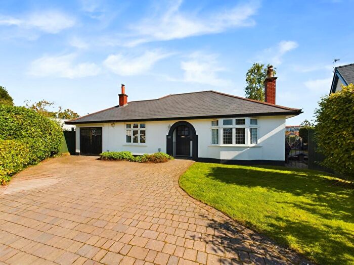 2 Bedroom Bungalow To Rent In Gernant, Rhiwbina, Cardiff., CF14