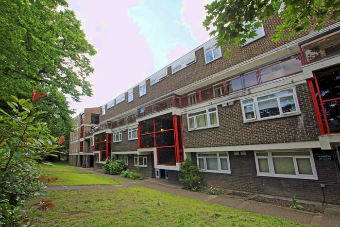 3 Bedroom Flat To Rent In Coombe Road, Coombe Road, KT2