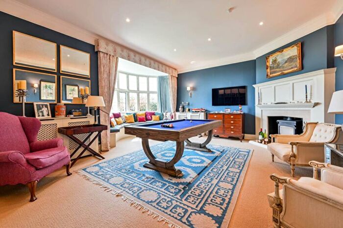 6 Bedroom House For Sale In Burrows Cross, Shere, Guildford, GU5