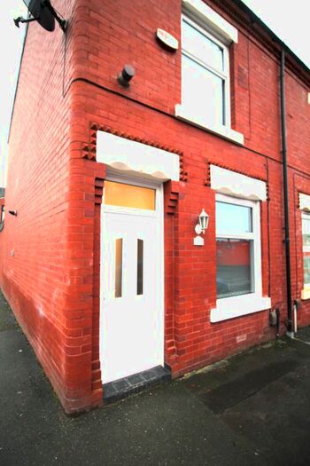 2 Bedroom End Of Terrace House To Rent In Kara Street, Salford, M6