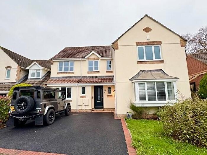 4 Bedroom Detached House To Rent In Waterslade Drive, Ivybridge, PL21