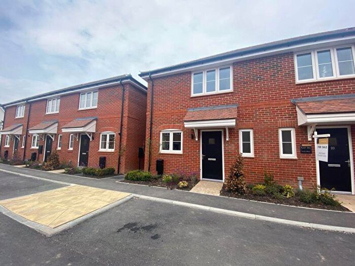 2 Bedroom Semi Detached House To Rent In Sandpiper Road, Chichester, PO20