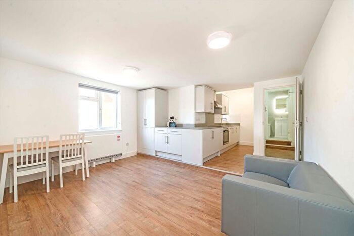 1 Bedroom Flat To Rent In The Broadway, The Broadway, UB1