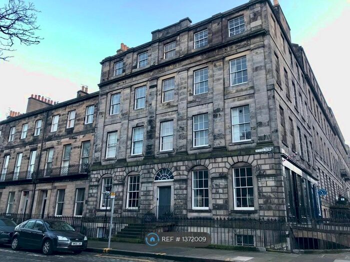 2 Bedroom Flat To Rent In Fettes Row, Edinburgh, EH3