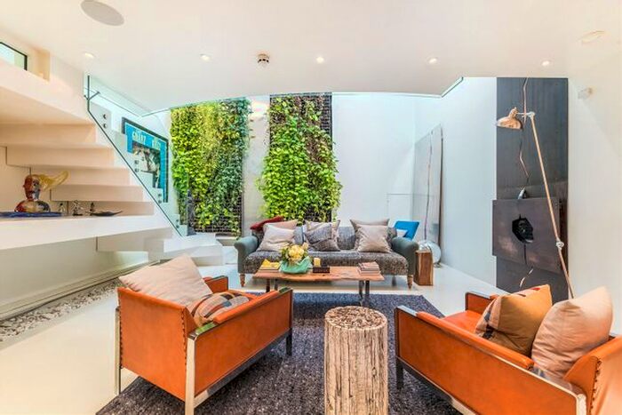 4 Bedroom Mews House To Rent In Elvaston Mews, London, SW7