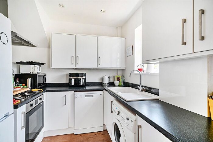 3 Bedroom Terraced House For Sale In Hill Close, Chislehurst, BR7