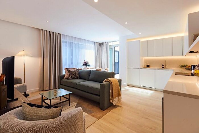3 Bedroom Apartment To Rent In New Drum Street, London, E1