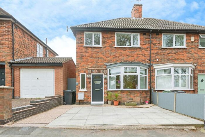 3 Bedroom Semi Detached House For Sale In Checkland Road, Thurmaston, Leicester, Leicestershire, LE4