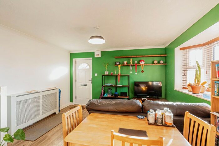 1 Bedroom End Of Terrace House For Sale In Hambledon Road, Weston-Super-Mare, Somerset, BS22