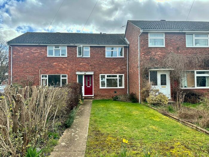 3 Bedroom Terraced House To Rent In Jopling Way, Hauxton, Cambridge, CB22