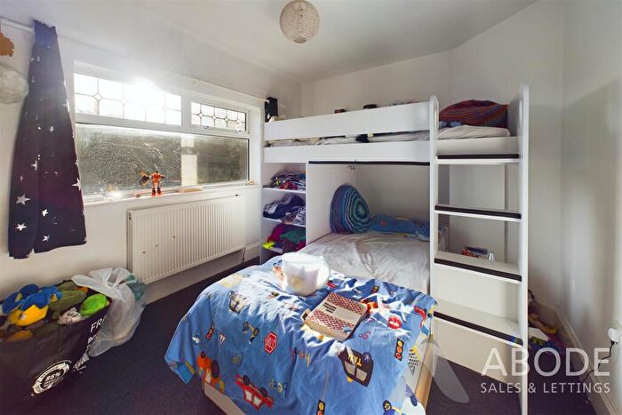 3 Bedroom End Of Terrace House For Sale In Derby Road, Swadlincote, DE11