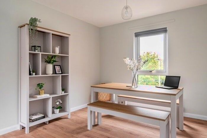 2 Bedroom Flat To Rent In Flat, Easter Warriston, Edinburgh, EH7