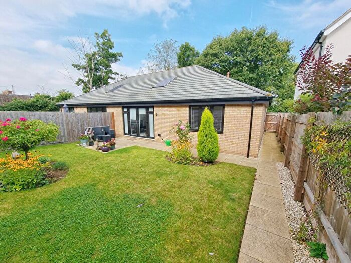 2 Bedroom Bungalow For Sale In The Laurels, Silsoe, Bedfordshire, MK45