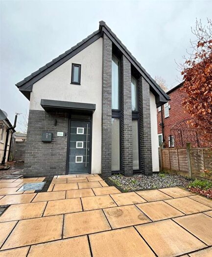 3 Bedroom Detached House To Rent In Powis Road, Ashton-On-Ribble, Preston, PR2