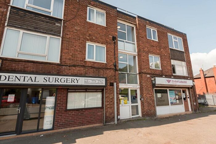 1 Bedroom Flat To Rent In Lowther Court, Prestwich, M25