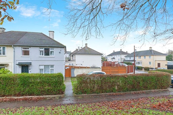 3 Bedroom Semi Detached House For Sale In Beaumont Leys Lane, Leicester, Leicestershire, LE4