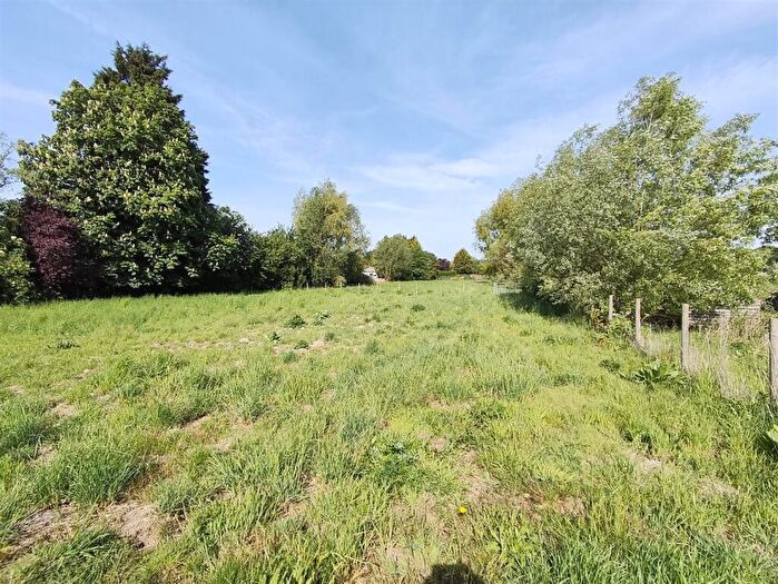 3 Bedroom Detached Bungalow For Sale In Dog Drove South, Holbeach Drove, Spalding, PE12