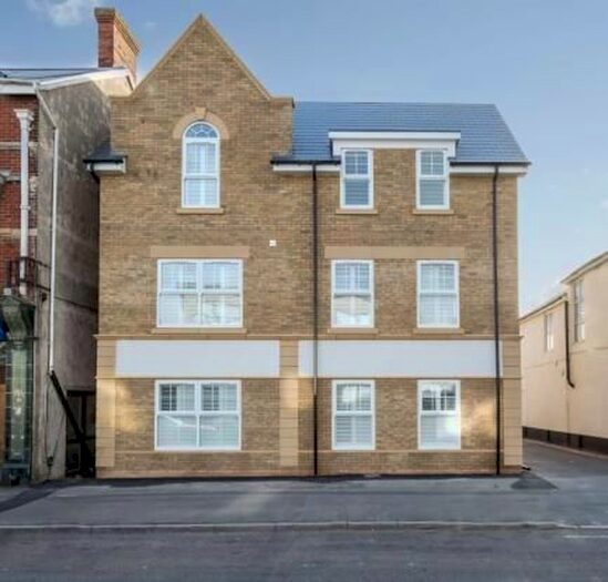 1 Bedroom Flat To Rent In Belle Vue Road, Southbounre BH6