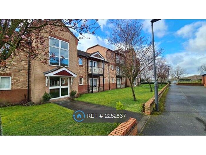 2 Bedroom Flat To Rent In Lakeside, Doncaster, DN4