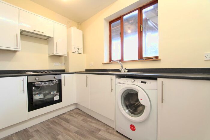 1 Bedroom Flat To Rent In South Road, Sheffield, S6