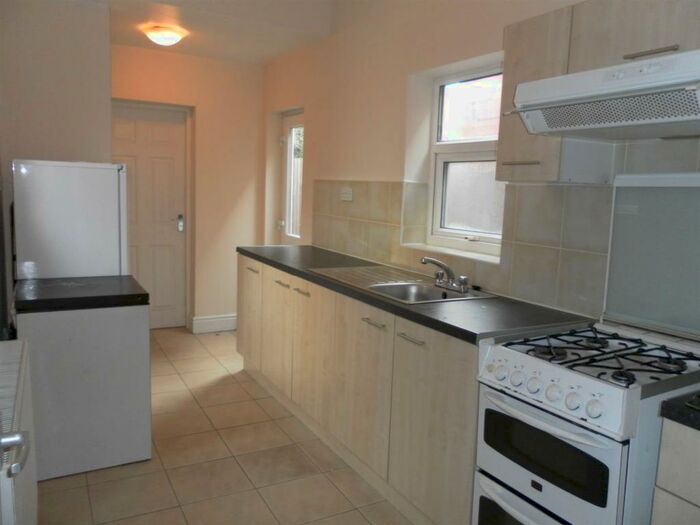 4 Bedroom Terraced House To Rent In St Edwards Road, Selly Oak, Birmingham, B29