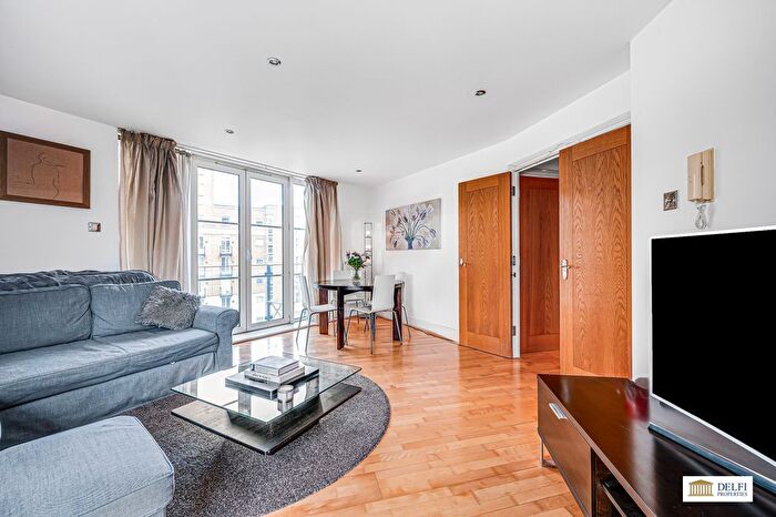 2 Bedroom Flat To Rent In Palgrave Gardens, London, NW1