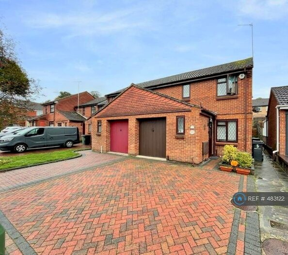 3 Bedroom Semi-Detached House To Rent In The Quern, Maidstone, ME15