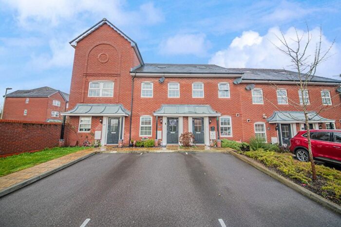 3 Bedroom Town House For Sale In Ashton Gardens, Eastleigh, SO50