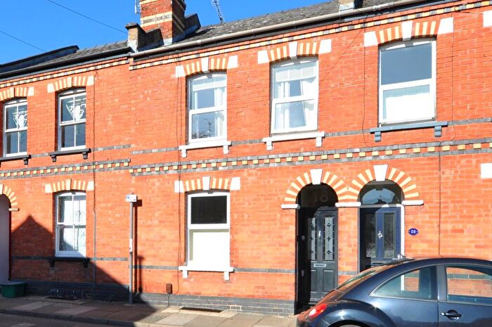 2 Bedroom Terraced House For Sale In Winstonian Road, Cheltenham, GL52