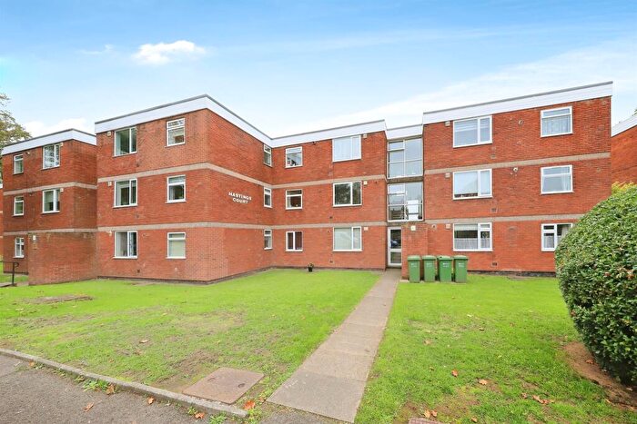 2 Bedroom Flat For Sale In Church Avenue, Stourport-On-Severn, DY13