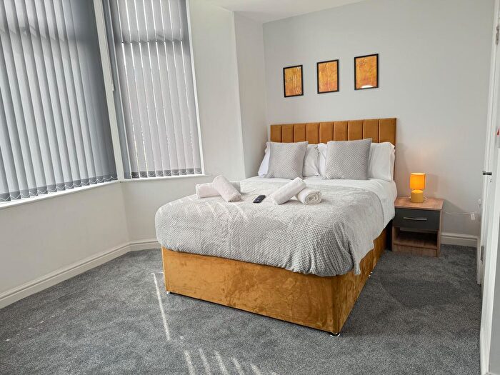 5 Bedroom Property To Rent In Southfield Road, Middlesborough, TS1