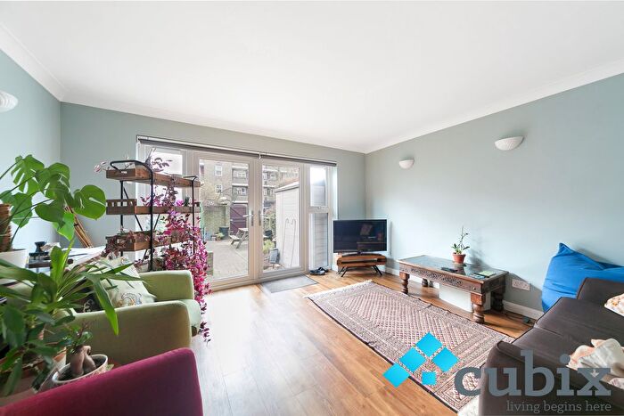 2 Bedroom Terraced House To Rent In Mcauley Close, London, SE1