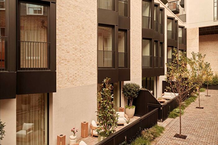 3 Bedroom Maisonette For Sale In The Whiteley, Queensway, Queensway, London, W2