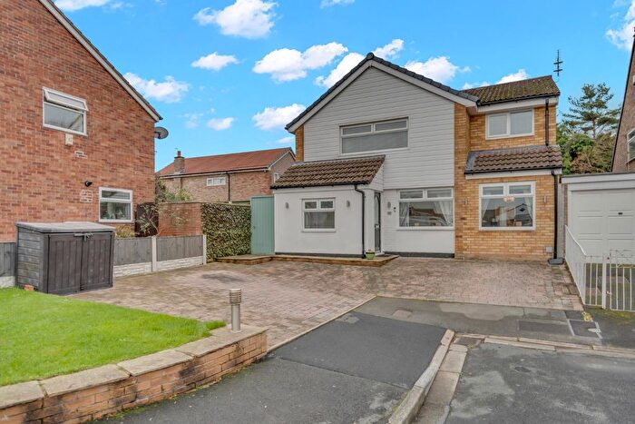 4 Bedroom Detached House For Sale In Wexford Avenue, Hale Village, Liverpool, L24