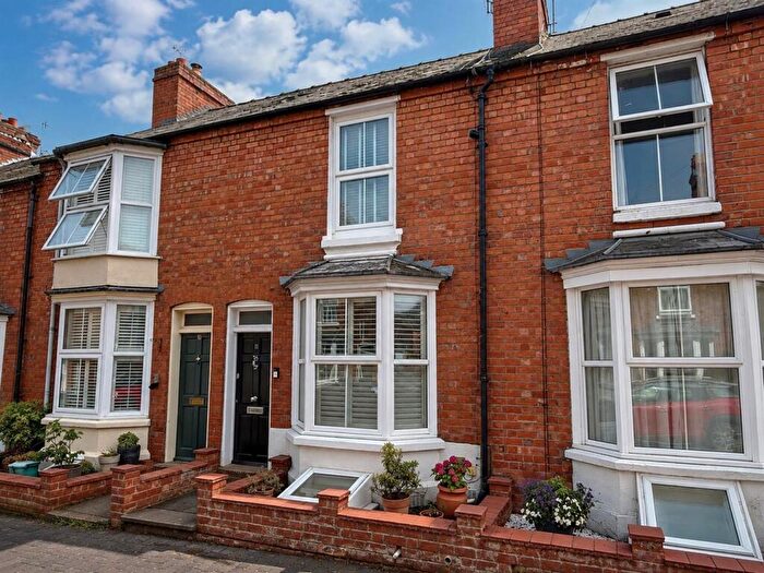 2 Bedroom Terraced House For Sale In Wellesbourne Grove, Stratford-Upon-Avon, CV37