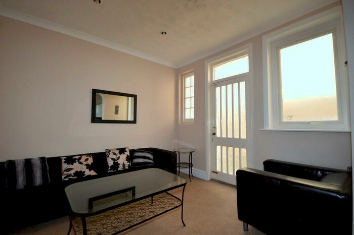 6 Bedroom Detached House To Rent In Leamington Road, Winton, Bournemouth, BH9