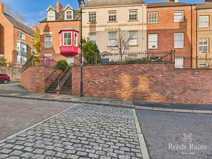 6 Bedroom Terraced House To Rent In Highgate, Durham, DH1